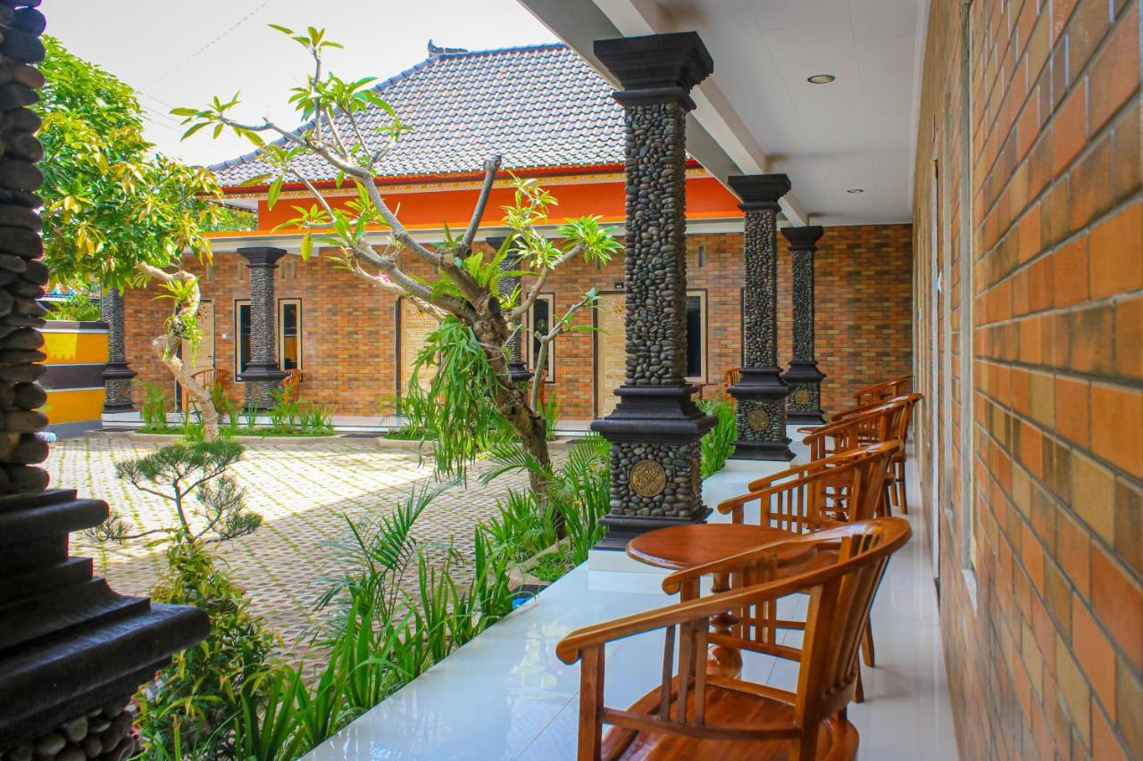 Hotel Niki Jembrana  Ngoại thất bức ảnh