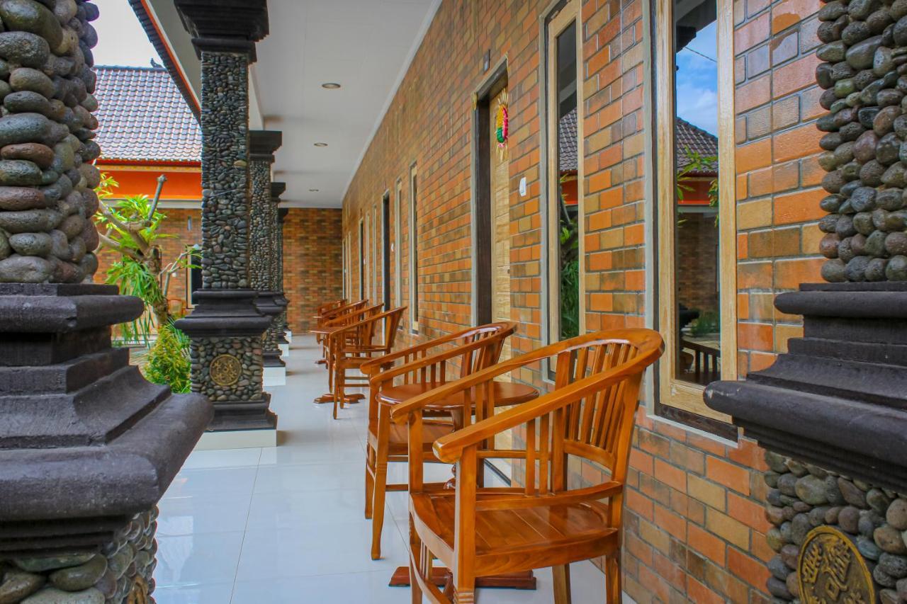 Hotel Niki Jembrana  Ngoại thất bức ảnh