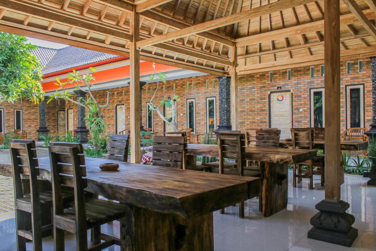 Hotel Niki Jembrana  Ngoại thất bức ảnh