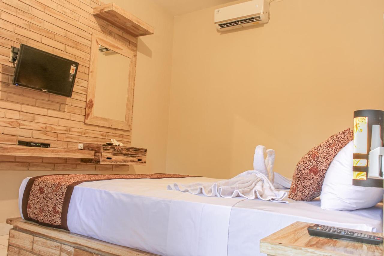 Hotel Niki Jembrana  Ngoại thất bức ảnh